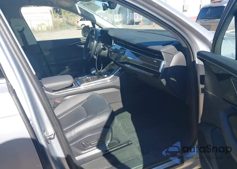 2021 Audi Q7 Premium Plus 55 Tfsi Quattro Tiptronic from USA, damaged, VIN WA1LXAF7XMD038105